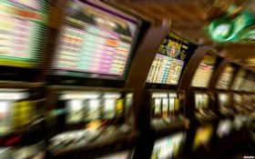 KDG879 Live Casino studio siaran langsung dealer profesional pengalaman kasino nyata pemain Indonesia